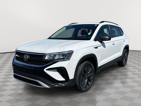 Used 2024 Volkswagen Taos S image 1