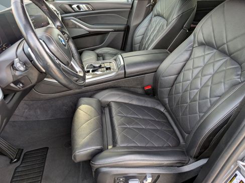 Used 2024 BMW X5 xDrive40i image 5