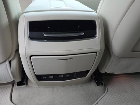 Certified 2024 Cadillac Escalade Sport Platinum w/ Heavy-Duty Trailer Package image 26