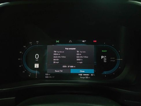 Used 2021 Volvo XC40 P8 Recharge w/ Advanced Package image 25