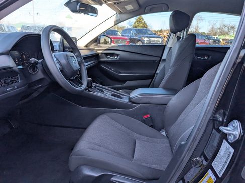 Used 2023 Honda Accord LX image 18