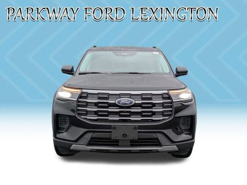 New 2026 Ford Explorer Active image 2