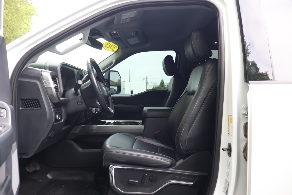 Used 2023 Ford F250 Lariat w/ Sport Appearance Package AWD/4WD image 39