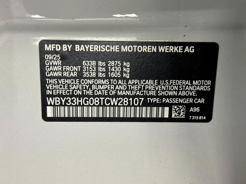 Used 2026 BMW i5 eDrive40 w/ Premium Package AWD/4WD image 18