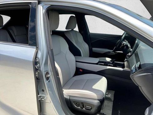 Used 2024 Lexus RX 350 Premium w/ Accessory Package (Z1) FWD image 9
