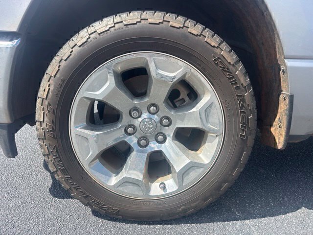 Used 2022 RAM 1500 Big Horn AWD/4WD image 12