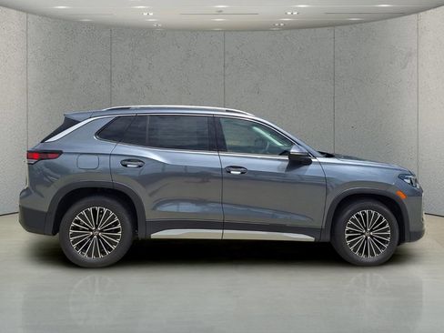 New 2026 Volkswagen Tiguan S FWD image 6