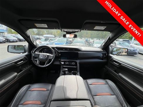 Used 2023 GMC Sierra 1500 AT4 image 13