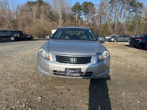 Used 2010 Honda Accord LX image 8