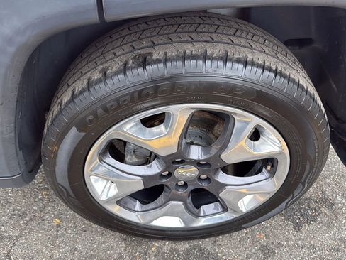 Used 2019 Jeep Compass Limited w/ Advanced Safety Group image 9