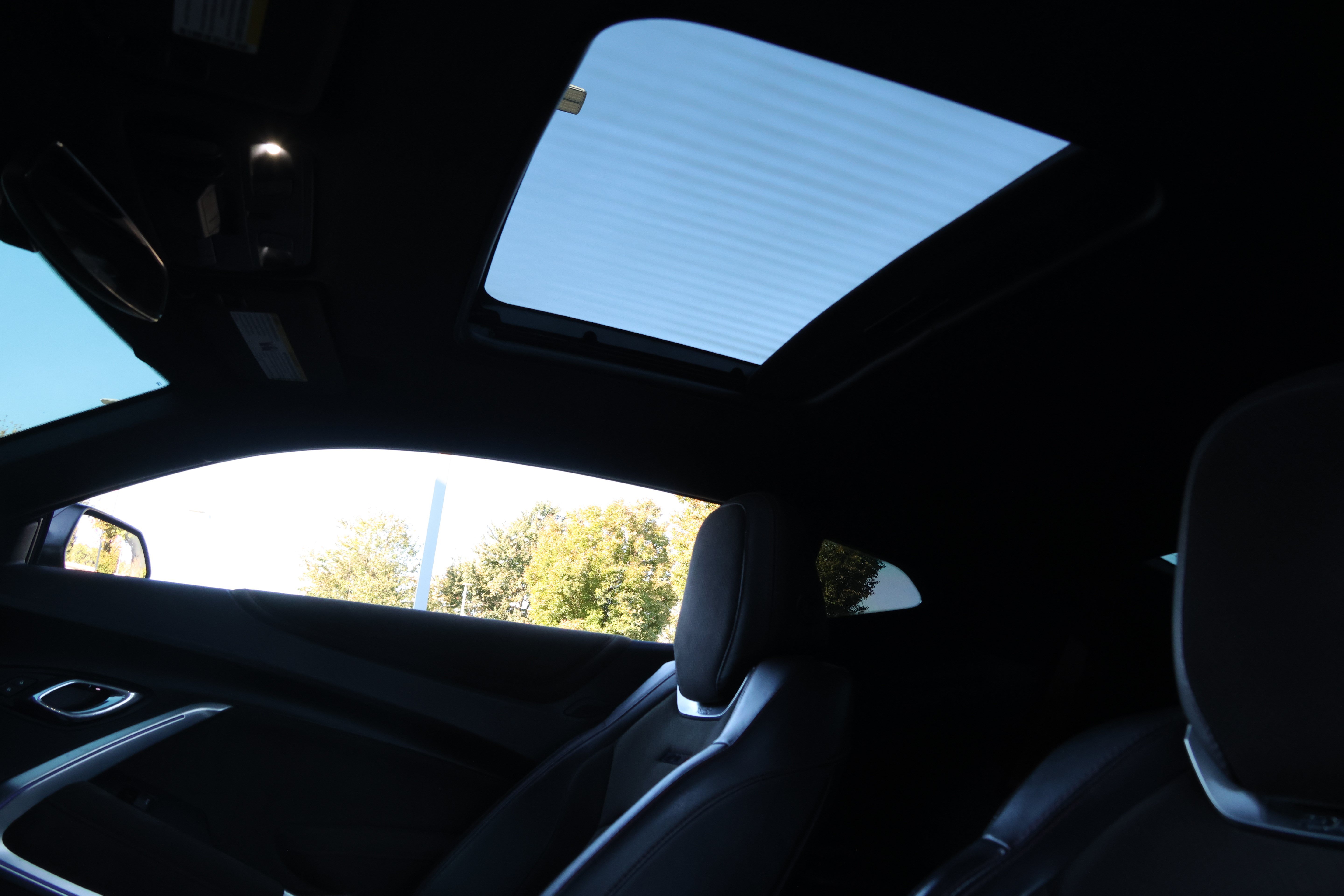 Used 2017 Chevrolet Camaro ZL1 RWD image 33