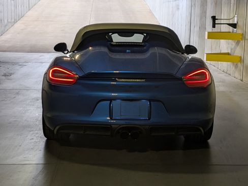 Used 2016 Porsche Boxster Spyder image 8