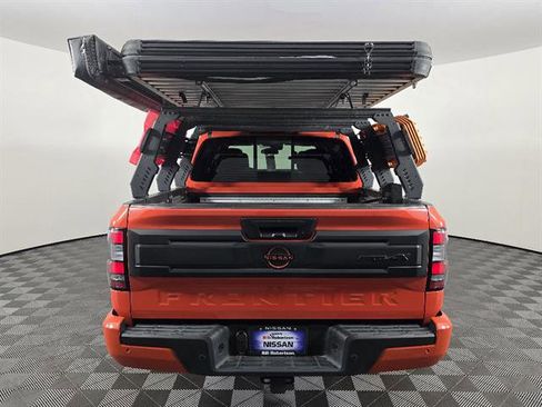 Used 2025 Nissan Frontier PRO-4X w/ Pro Convenience Package AWD/4WD image 5