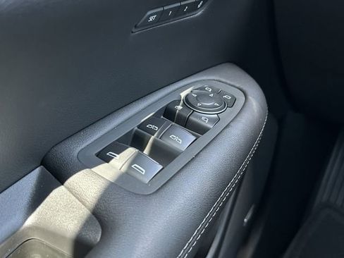 New 2025 Cadillac XT5 Premium Luxury image 24