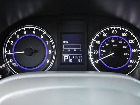 Used 2010 INFINITI G37 Convertible w/ Premium Pkg RWD image 37