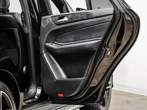 Used 2018 Mercedes-Benz GLE 43 AMG 4MATIC image 41