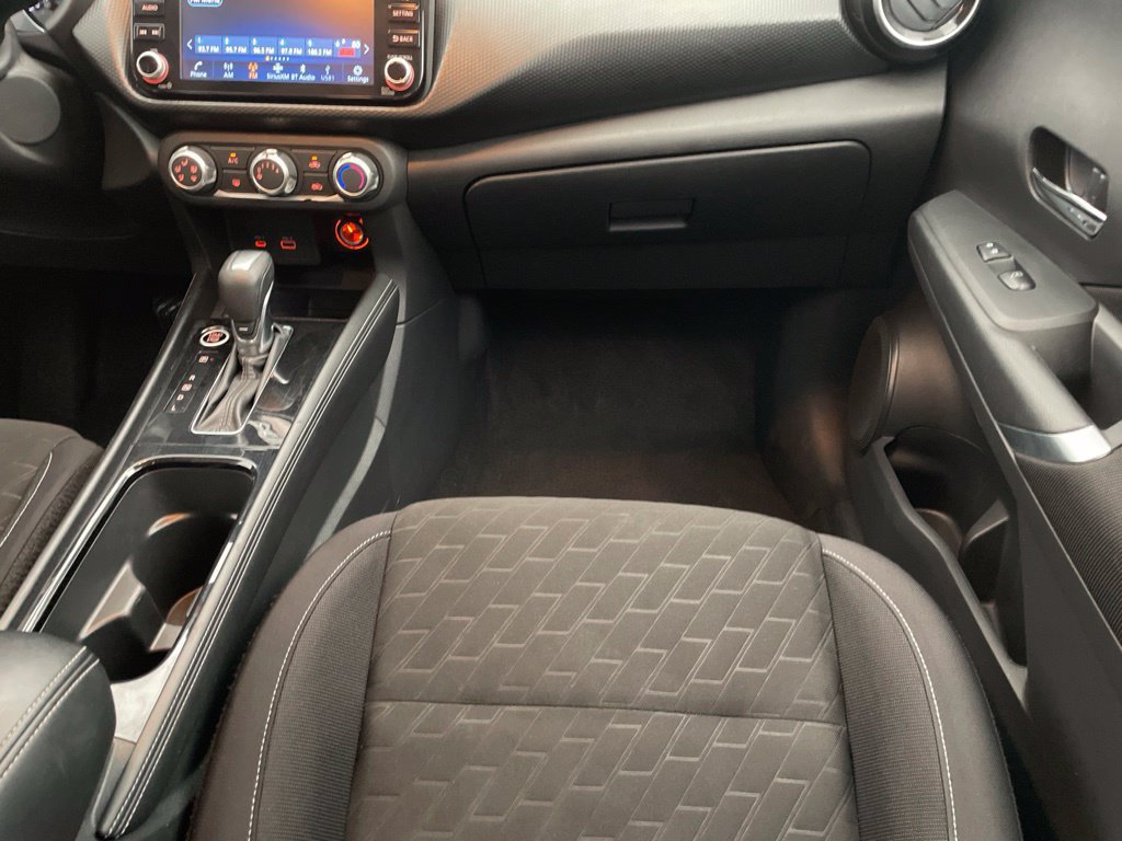 Used 2023 Nissan Kicks SV w/ Interior Electronics Package FWD image 23