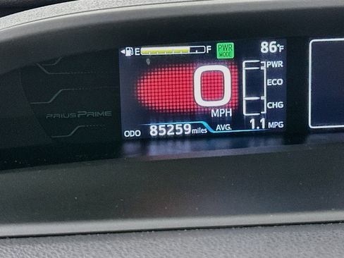 Used 2017 Toyota Prius Prime Plus FWD image 18