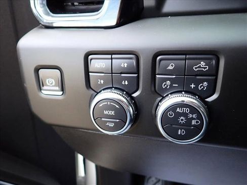 Used 2024 GMC Sierra 1500 Denali w/ Denali Reserve Package image 19