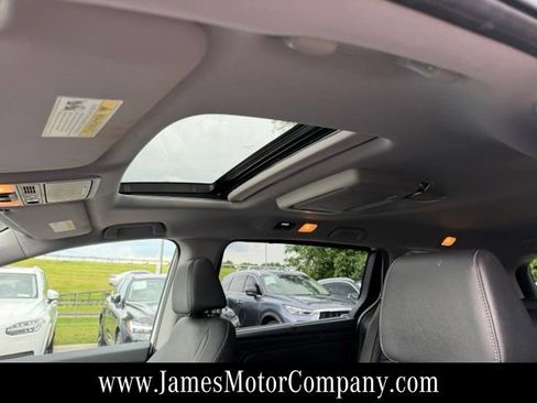 Used 2022 Honda Odyssey Touring image 16