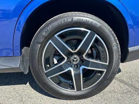 Used 2026 Mercedes-Benz GLC 300 4MATIC image 10