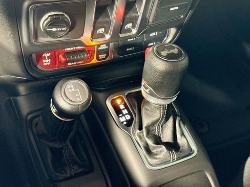 New 2026 Jeep Wrangler Rubicon AWD/4WD image 18