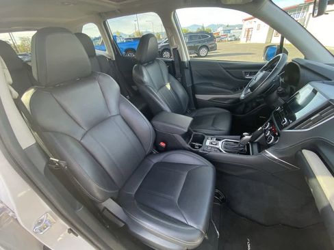 Used 2024 Subaru Forester Limited AWD/4WD image 25