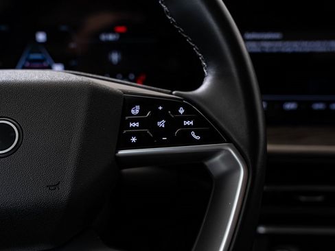 Certified 2025 Audi Q5 2.0T Premium Plus w/ Premium Plus image 30