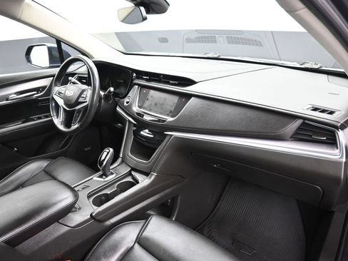 Used 2018 Cadillac XT5 Luxury w/ Driver Awareness Package FWD image 46