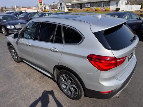 Used 2017 BMW X1 xDrive28i image 12