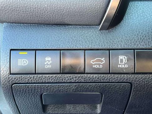 Certified 2023 Toyota Camry SE w/ Blackout Package (TMS) image 24