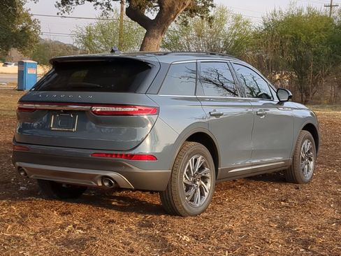 New 2026 Lincoln Corsair Premiere image 3