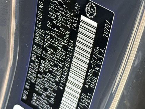 Used 2025 Toyota Camry SE image 34