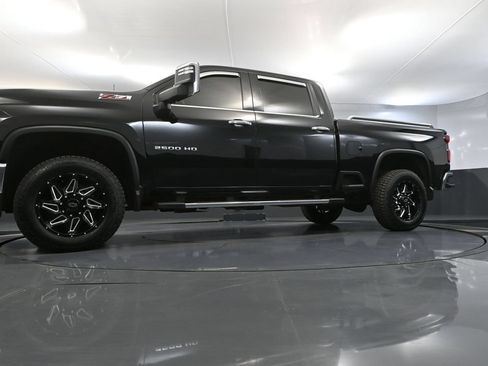 Used 2021 Chevrolet Silverado 2500 LTZ w/ LTZ Plus Package AWD/4WD image 60