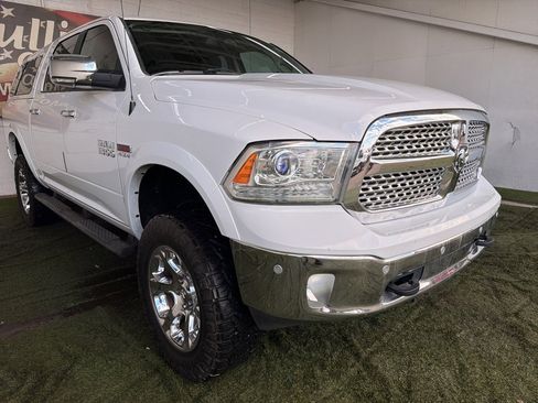 Used 2017 RAM 1500 Laramie w/ Convenience Group image 5