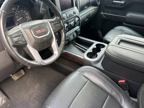 Used 2019 GMC Sierra 1500 SLT w/ SLT Premium Plus Package image 9