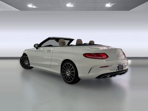 Used 2022 Mercedes-Benz C 300 Cabriolet image 3