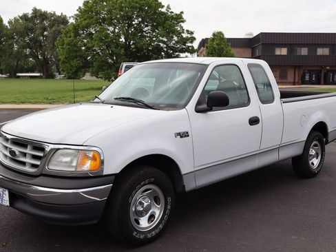 Used 1999 Ford F150 XL image 10