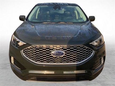 Used 2024 Ford Edge SEL w/ Convenience Package image 7