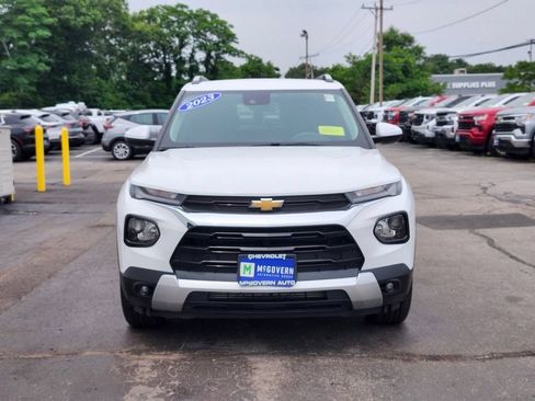 Used 2023 Chevrolet TrailBlazer LT w/ Convenience Package AWD/4WD image 8