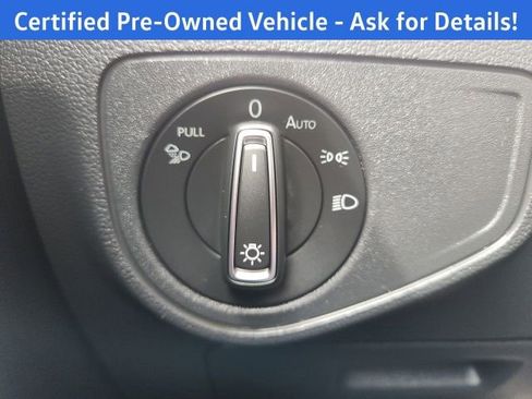 Certified 2023 Volkswagen Atlas SEL R-Line AWD/4WD image 17