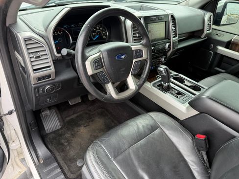 Used 2015 Ford F150 Lariat w/ Equipment Group 502A Luxury AWD/4WD image 12