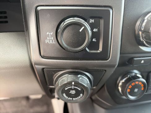 Used 2018 Ford F150 XLT w/ Equipment Group 302A Luxury AWD/4WD image 28