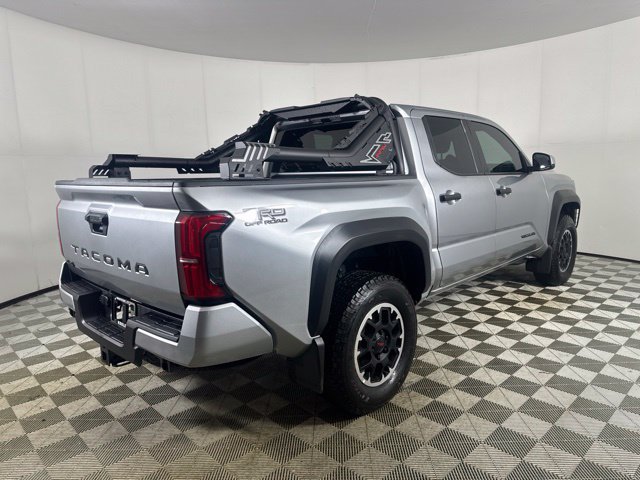 Used 2026 Toyota Tacoma TRD Off-Road AWD/4WD image 7