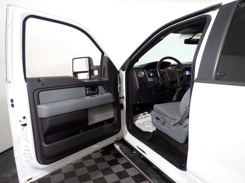 Used 2013 Ford F150 XLT w/ Luxury Equipment Group AWD/4WD image 17