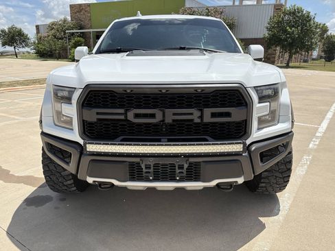 Used 2019 Ford F150 Raptor w/ Equipment Group 802A Luxury AWD/4WD image 10