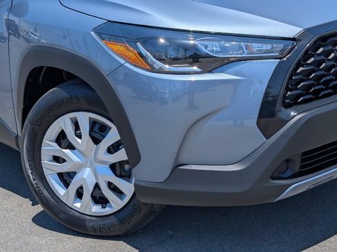 Used 2025 Toyota Corolla Cross L FWD image 10