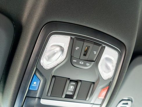 New 2026 RAM 5500 Tradesman AWD/4WD image 32