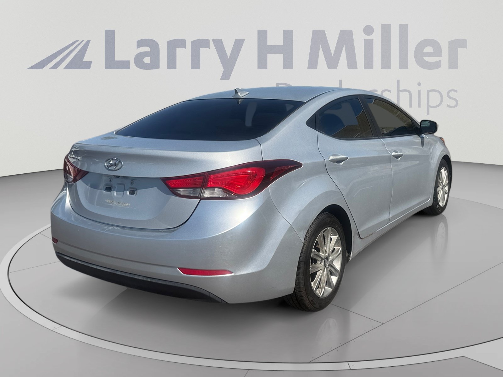 Used 2014 Hyundai Elantra SE w/ Option Group 02 FWD image 5