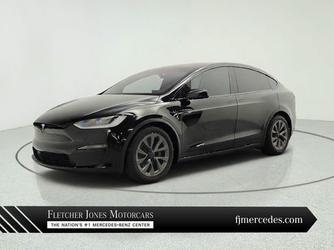 Used 2024 Tesla Model X AWD/4WD image 1